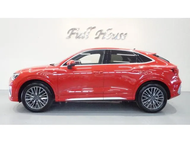 Audi Q3 SPORTBACK 2024 из Японии — купить под ключ