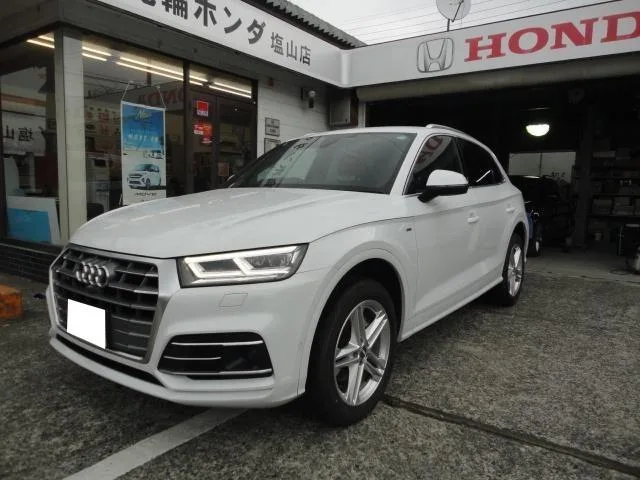 Audi Q5 2019 из Японии — купить под ключ