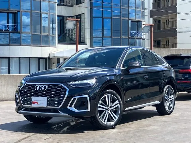 Audi Q5 SPORTBACK 2025 из Японии — купить под ключ