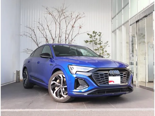Audi Q8 SPORTBACK E-TRON 2023 из Японии — купить под ключ