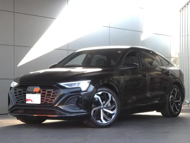 Audi Q8 SPORTBACK E-TRON 2023 из Японии — купить под ключ