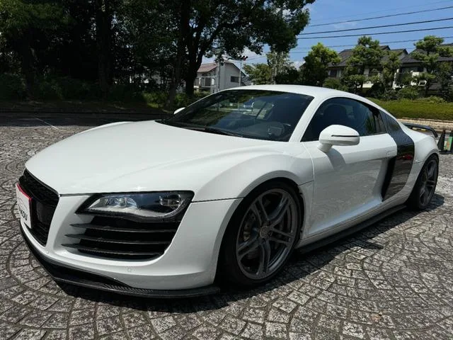 Audi R8 2012 из Японии — купить под ключ