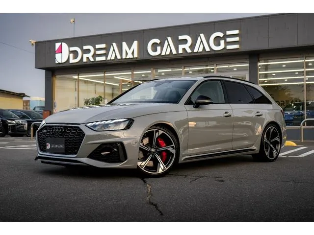 Audi RS4 AVANT 2021 из Японии — купить под ключ