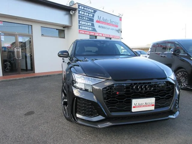 Audi RS Q8 2024 из Японии — купить под ключ