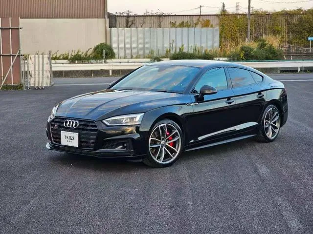 Audi S5 SPORTBACK 2018 из Японии — купить под ключ