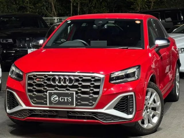 Audi SQ2 2022 из Японии — купить под ключ