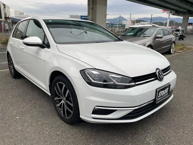 Volkswagen GOLF 2019 из Японии — купить под ключ