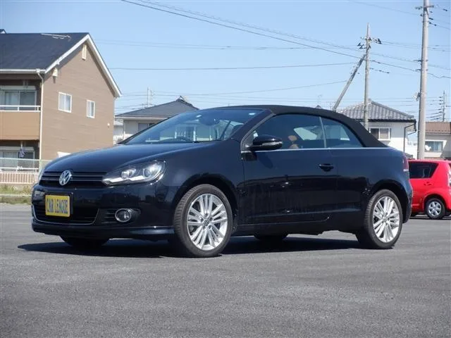 Volkswagen GOLF CABRIOLET 2011 из Японии — купить под ключ