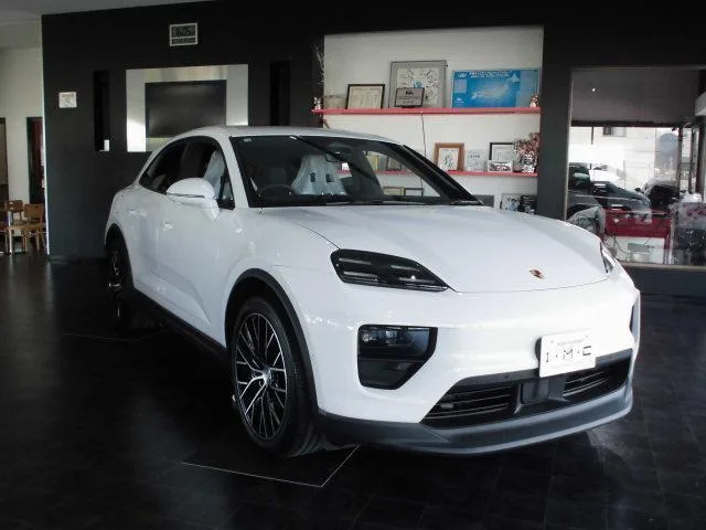 Porsche MACAN ELECTRIC 2026 из Японии — купить под ключ
