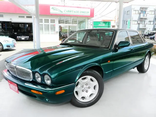 Jaguar SOVEREIGN 2002 из Японии — купить под ключ
