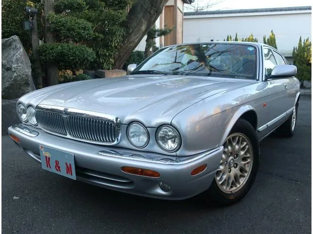 Jaguar SOVEREIGN 2003 из Японии — купить под ключ