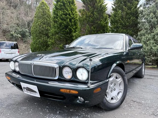 Jaguar SOVEREIGN 2001 из Японии — купить под ключ