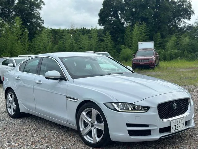 Jaguar XE 2016 из Японии — купить под ключ