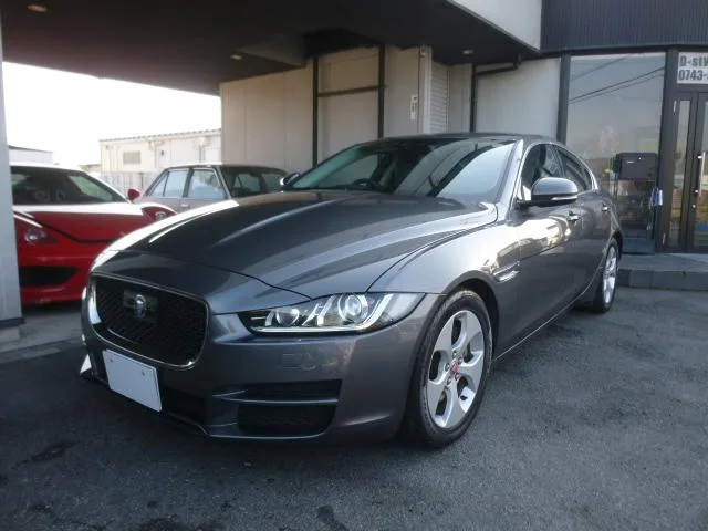 Jaguar XE 2016 из Японии — купить под ключ