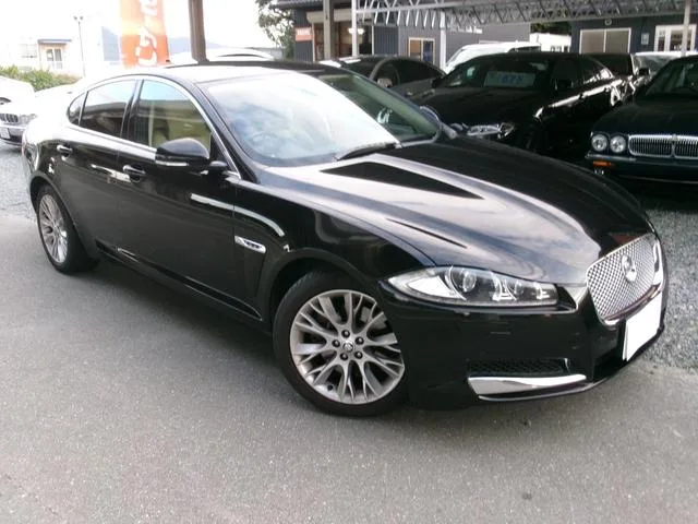 Jaguar XF 2013 из Японии — купить под ключ