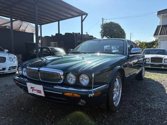 Jaguar XJ 2003 из Японии — купить под ключ