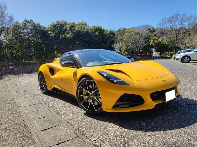 Lotus EMIRA 2023 из Японии — купить под ключ