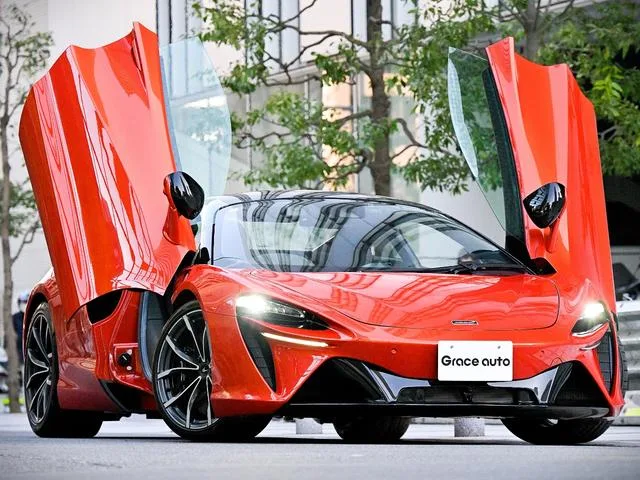 Mclaren ARTURA 2023 из Японии — купить под ключ