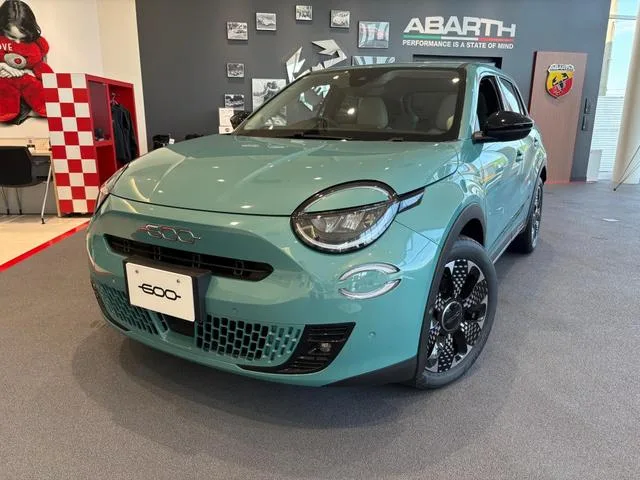 Fiat 600e 2025 из Японии — купить под ключ