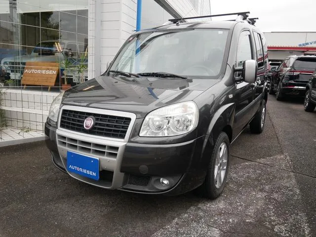 Fiat DOBLO 2010 из Японии — купить под ключ