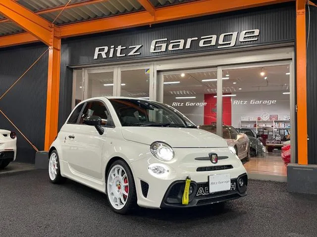 Abarth ABARTH 695 2022 из Японии — купить под ключ