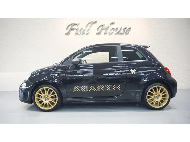 Abarth ABARTH 695 75 ANNIVERSARIO 2025 из Японии — купить под ключ