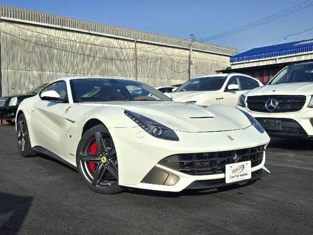 Ferrari F12 BERLINETTA 2013 из Японии — купить под ключ