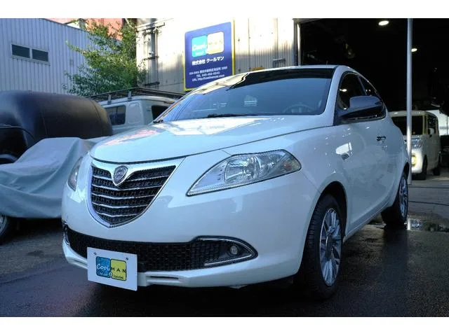 Lancia YSILON 2011 из Японии — купить под ключ