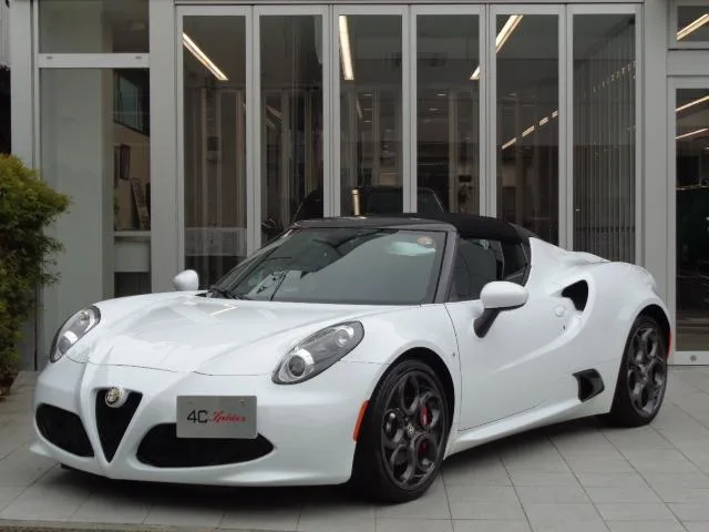 Alfa Romeo 4C SPIDER 2016 из Японии — купить под ключ