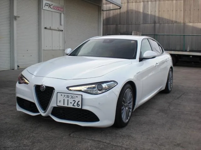 Alfa Romeo GIULIA 2018 из Японии — купить под ключ