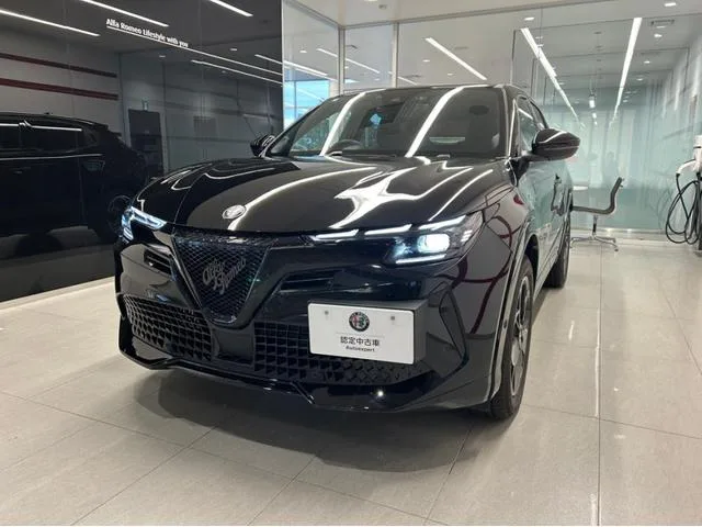 Alfa Romeo JUNIOR 2025 из Японии — купить под ключ