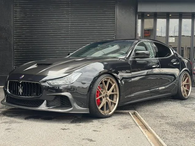 Maserati GHIBLI 2015 из Японии — купить под ключ
