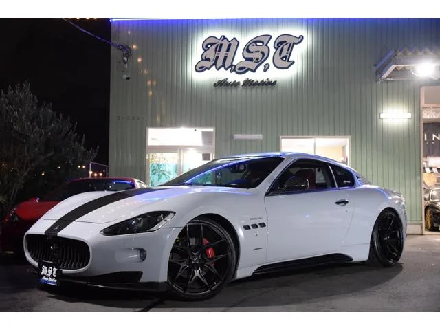 Maserati GRAN TURISMO 2009 из Японии — купить под ключ