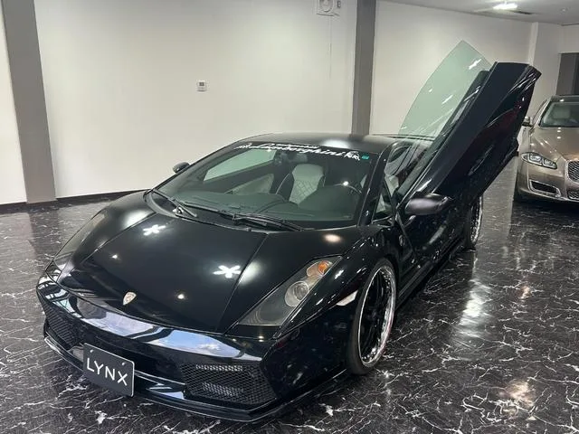 Lamborghini GALLARDO 2006 из Японии — купить под ключ