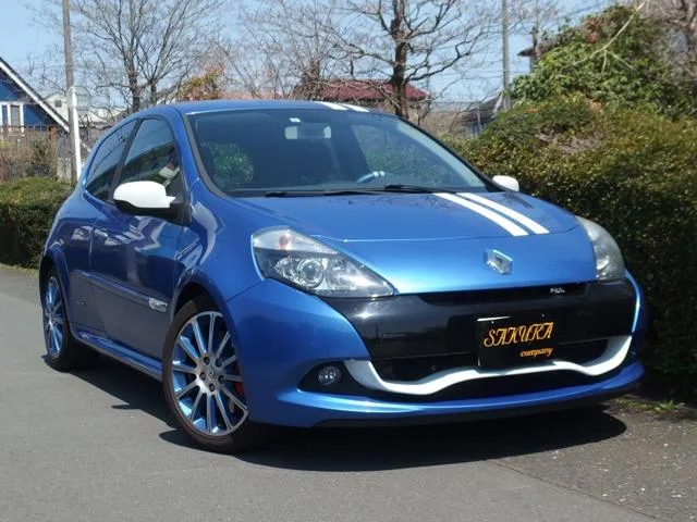 Renault CLIO 2013 из Японии — купить под ключ