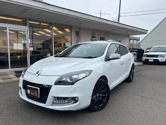 Renault MEGANE ESTATE 2013 из Японии — купить под ключ