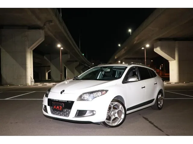 Renault MEGANE ESTATE 2012 из Японии — купить под ключ