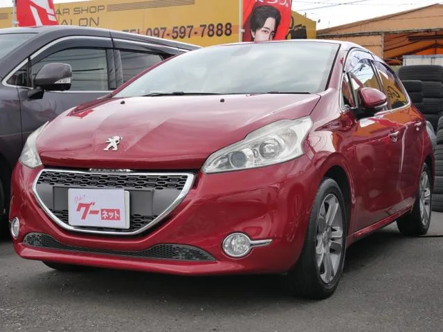 Peugeot 208 2014 из Японии — купить под ключ