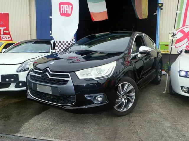 Citroen DS4 2011 из Японии — купить под ключ
