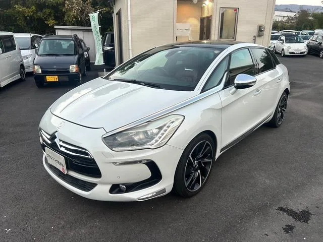 Citroen DS5 2012 из Японии — купить под ключ