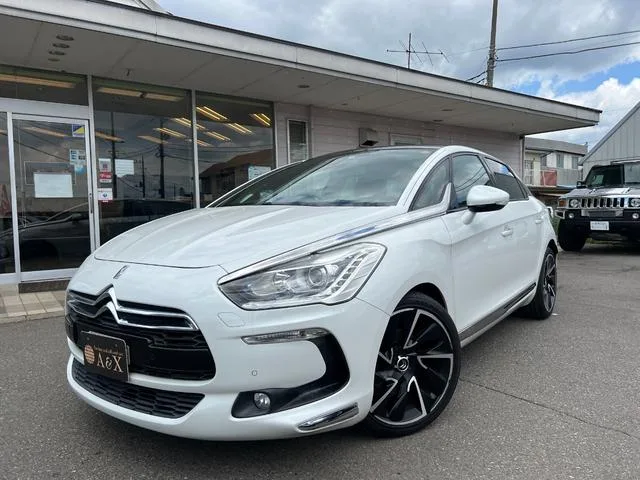 Citroen DS5 2012 из Японии — купить под ключ