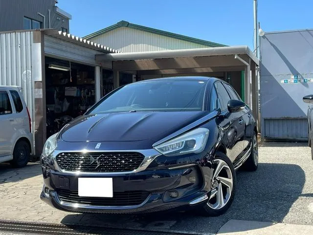DS Automobiles DS5 2016 из Японии — купить под ключ