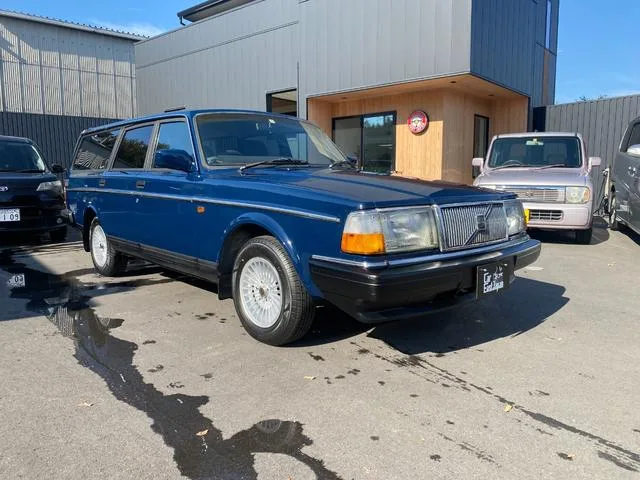 Volvo 240 WAGON 1992 из Японии — купить под ключ