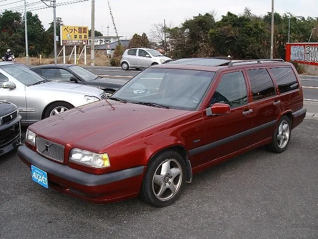 Volvo 850 ESTATE 1994 из Японии — купить под ключ