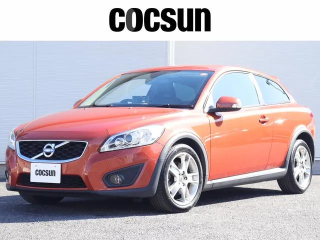 Volvo C30 2010 из Японии — купить под ключ