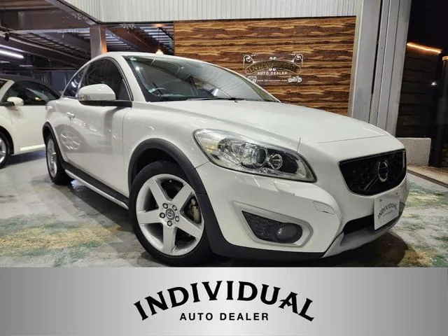 Volvo C30 2011 из Японии — купить под ключ