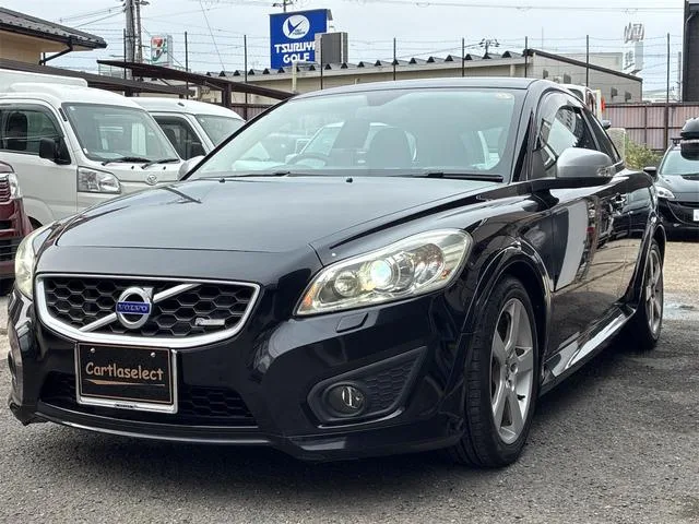 Volvo C30 2010 из Японии — купить под ключ