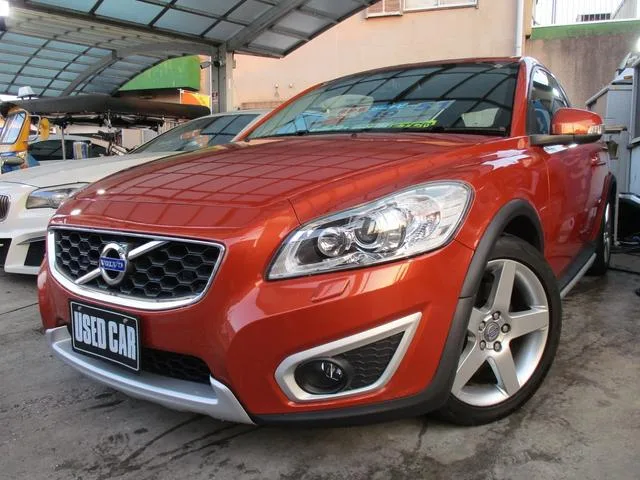 Volvo C30 2010 из Японии — купить под ключ
