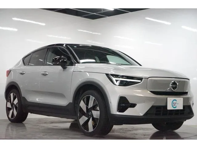 Volvo C40 RECHARGE 2022 из Японии — купить под ключ