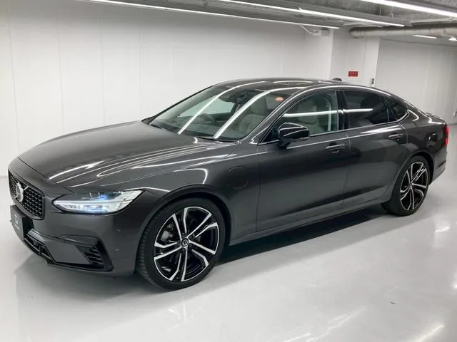 Volvo S90 2023 из Японии — купить под ключ